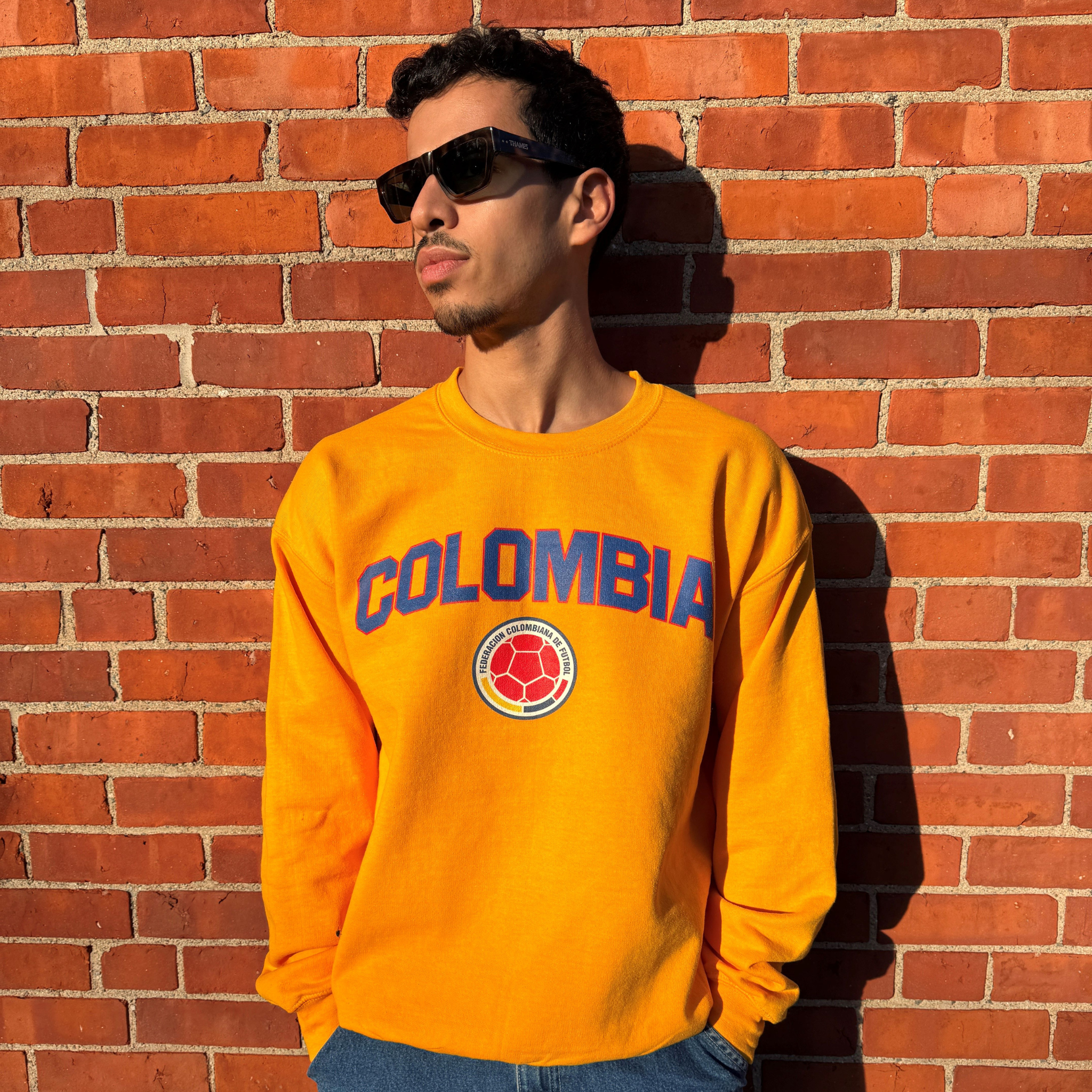 Colombia Unisex Varsity Crewneck