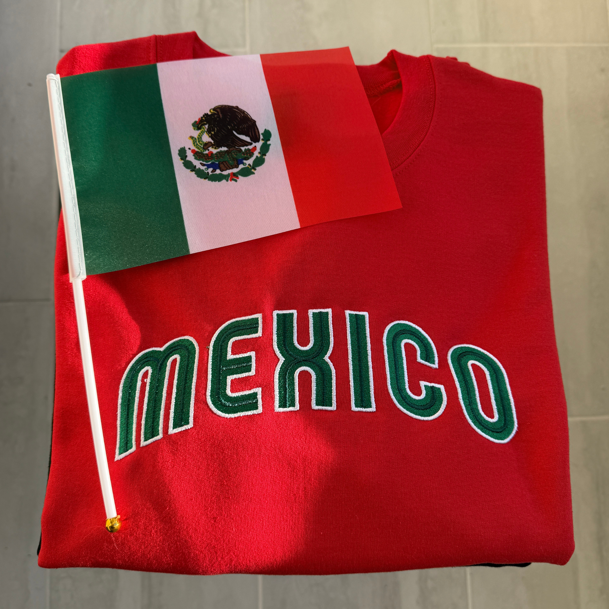 Mexico Unisex Embroidered Crewneck